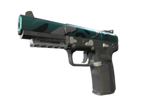 StatTrak™ Five-SeveN | Fowl Play (Well-Worn)